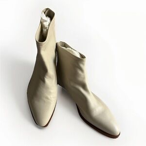 NIB Via Spiga V-Eddie LE Leather Off White Ankle Boots US 6.5 EUR 36.5 Italy